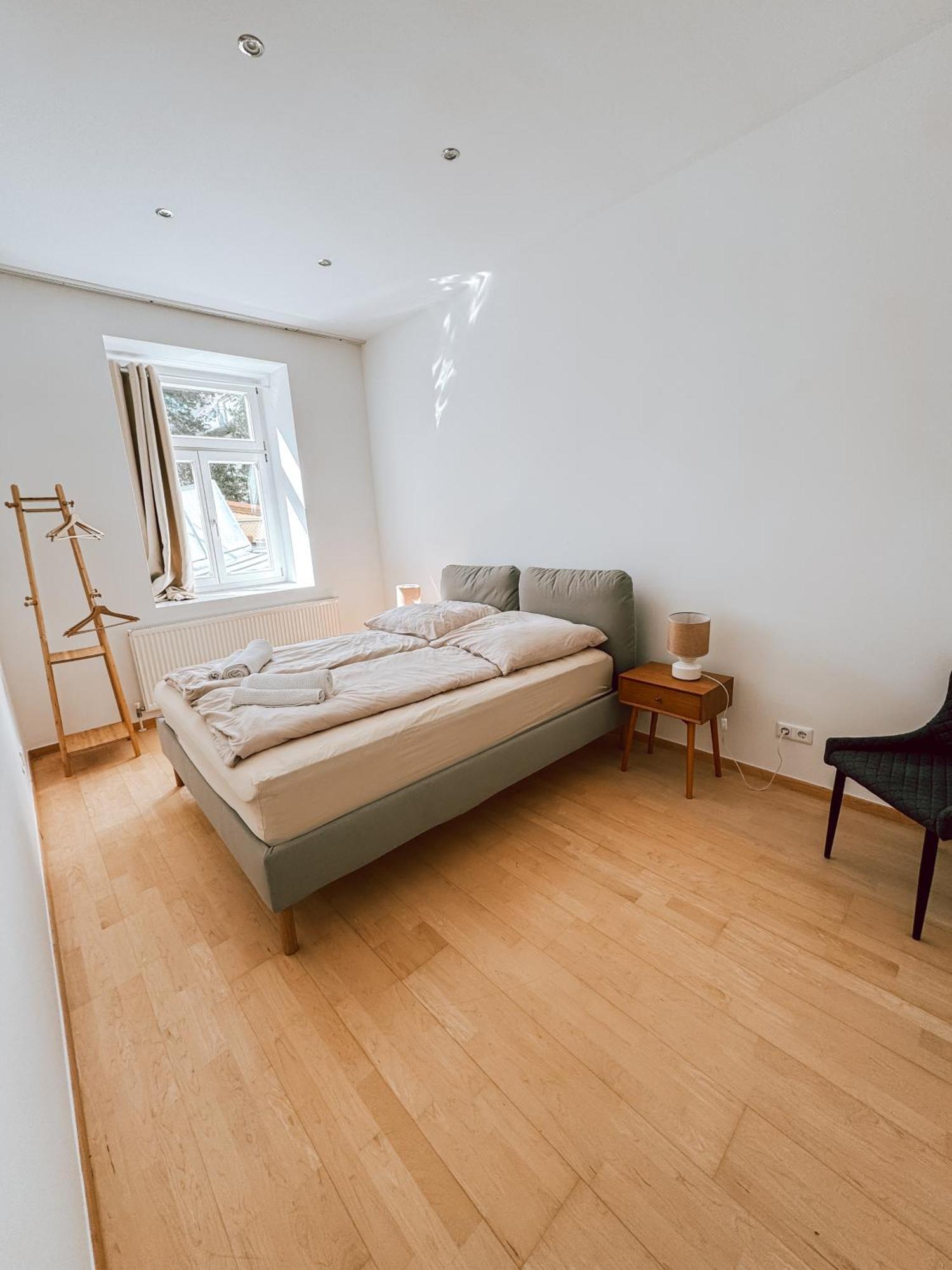Zentrales Apartment Naehe Schoenbrunn - 5 Pers Vienna Exterior photo