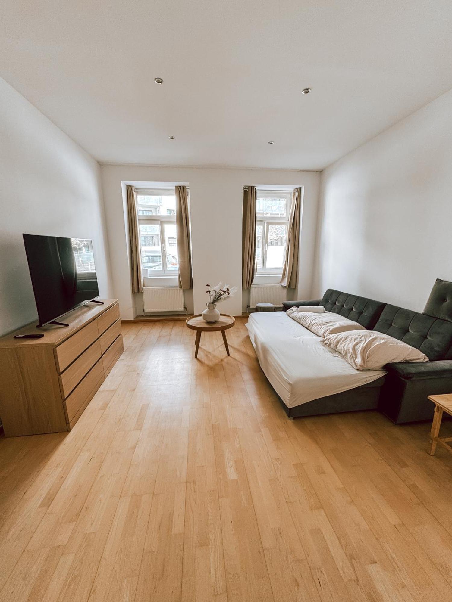 Zentrales Apartment Naehe Schoenbrunn - 5 Pers Vienna Exterior photo